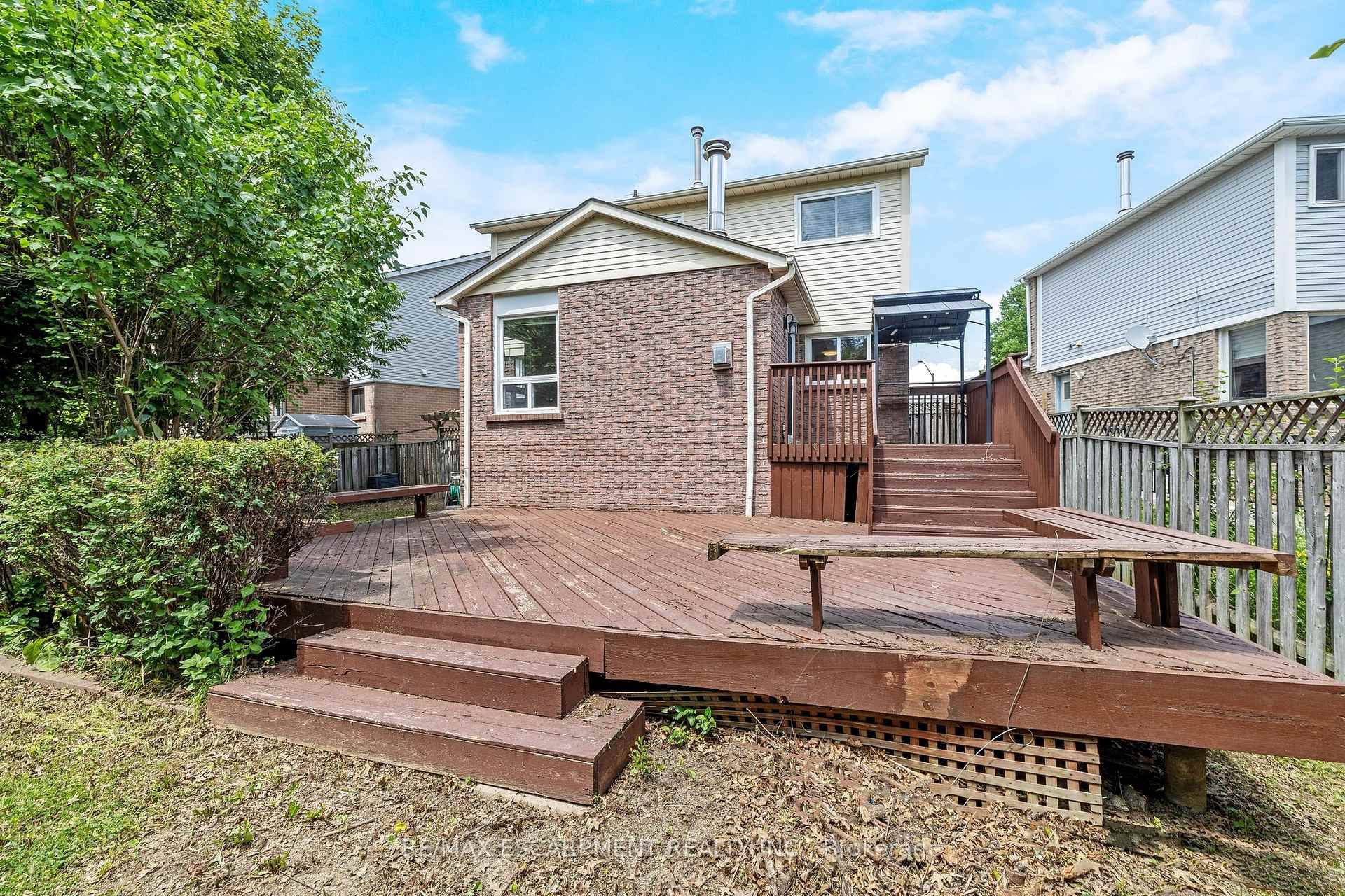 6198 Saltmarsh Court photo 44