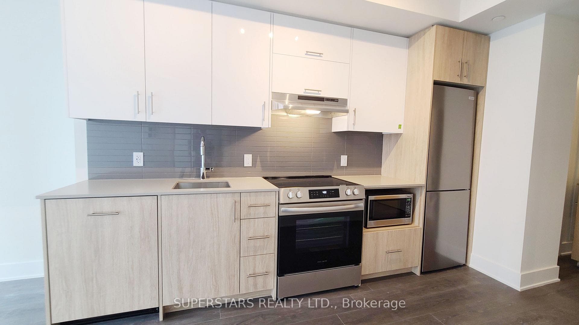 188 Fairview Mall Drive Unit 1601 photo 6