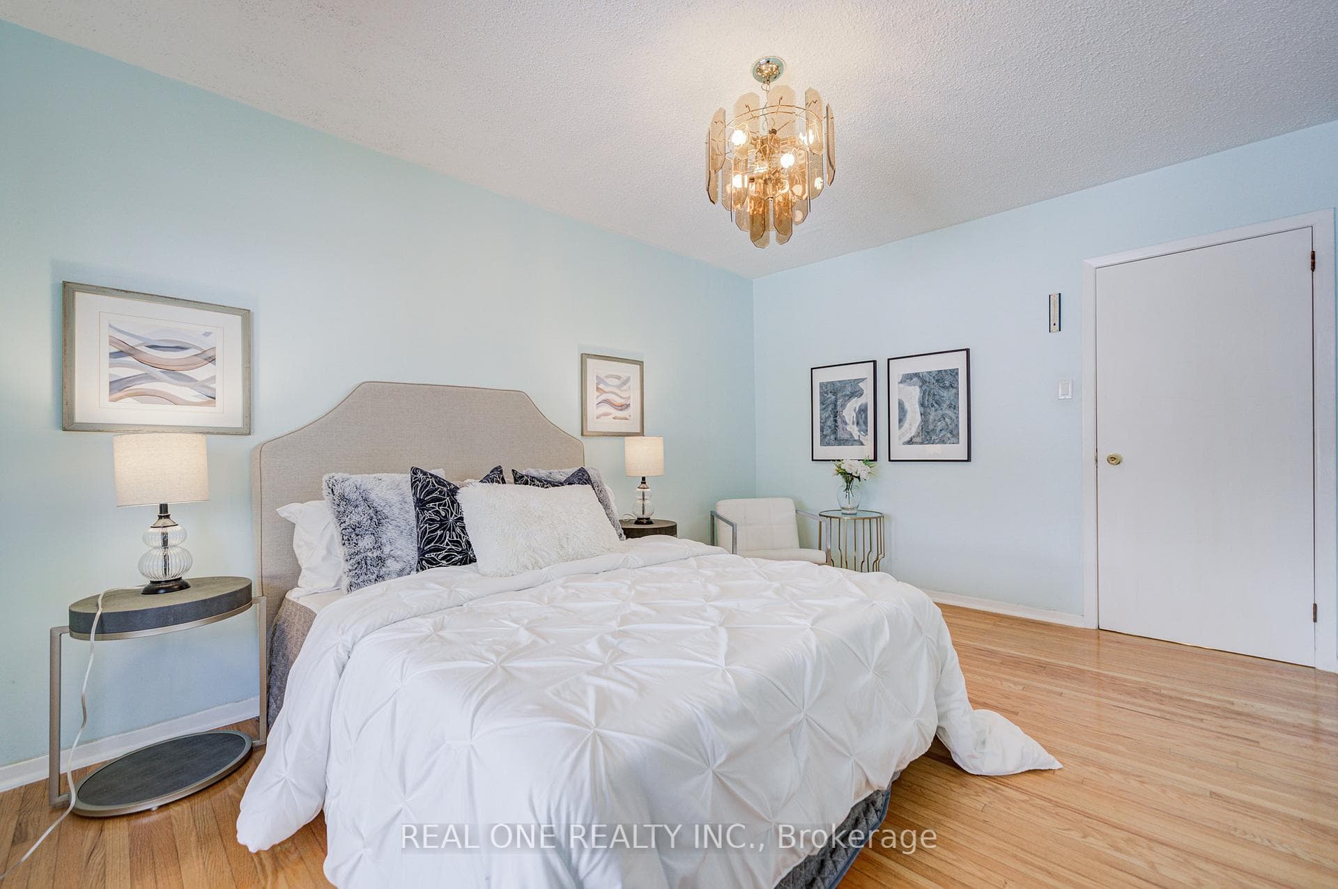85 Clydesdale Drive photo 30