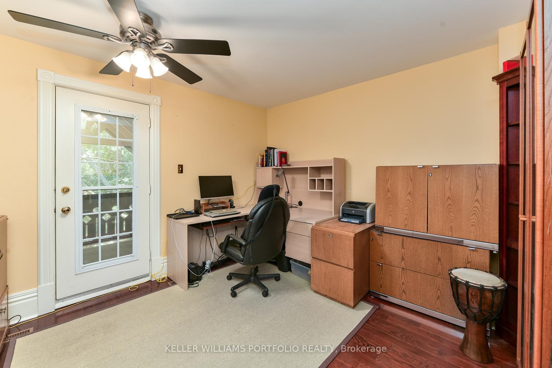 498 Ontario Street photo 17