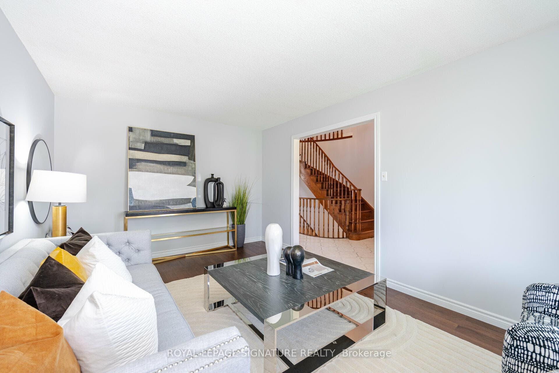 16 Polygon Court photo 3