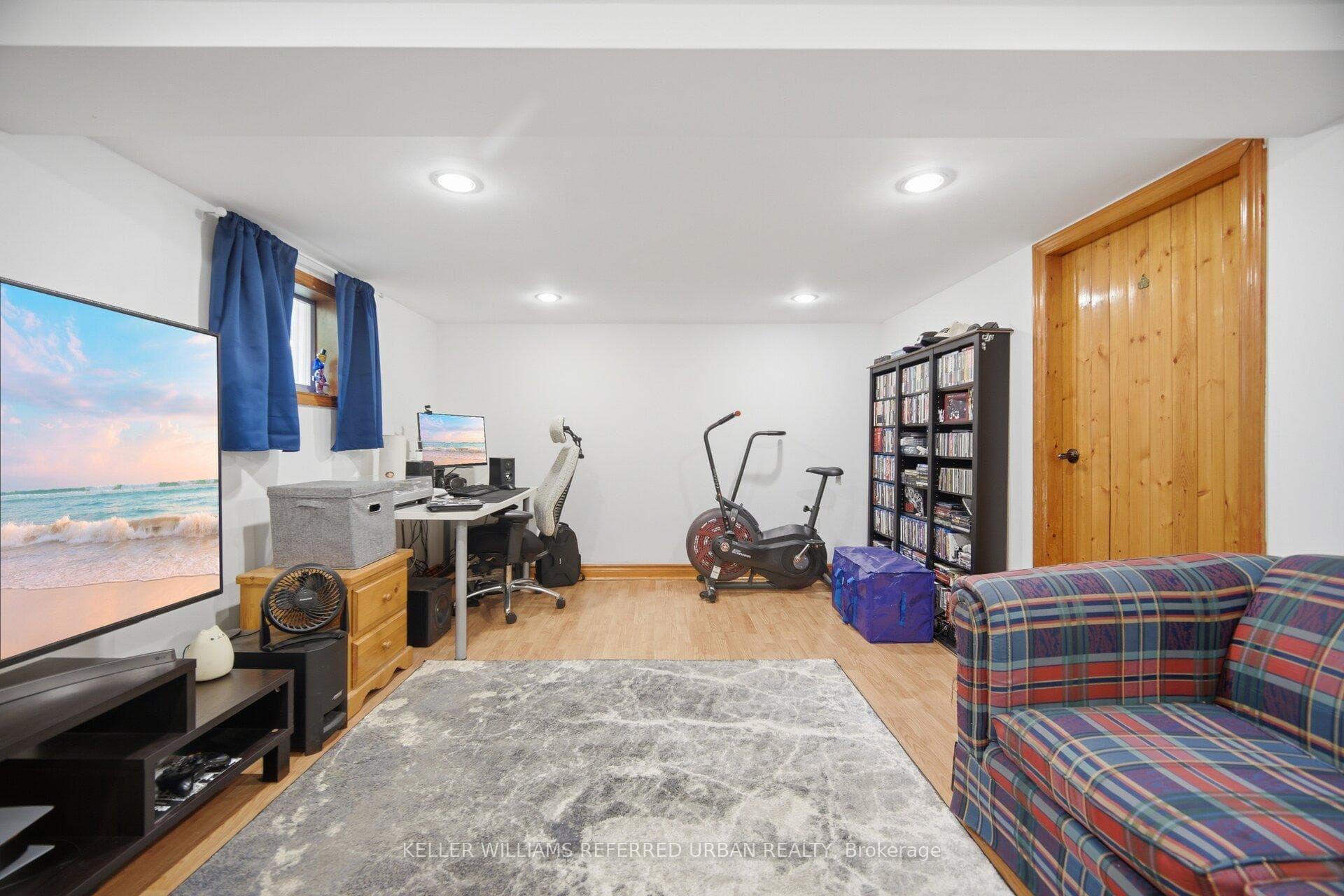41 Parker Avenue photo 26