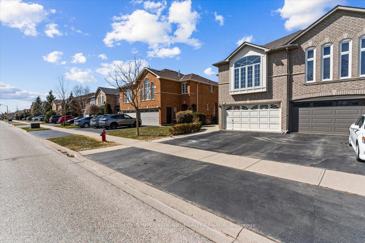 1459 Pinecliff Road photo 2