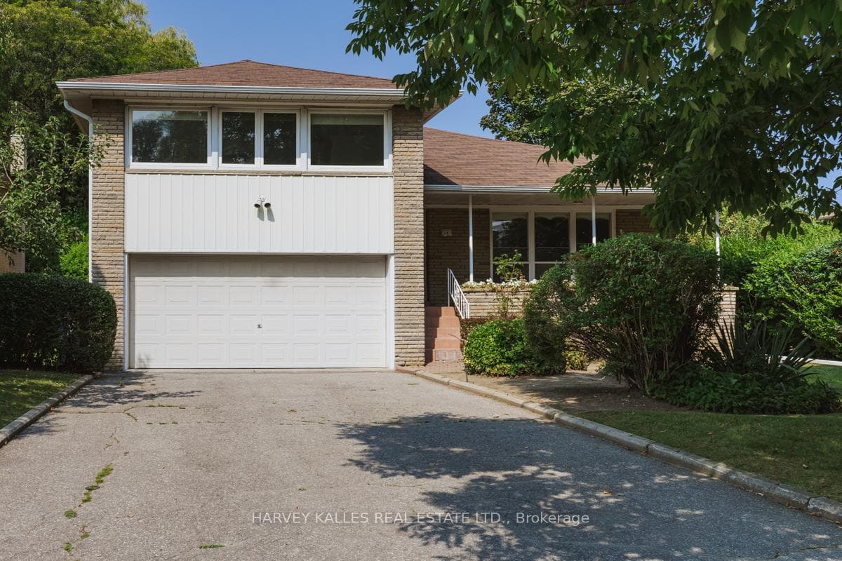 114 Palm Drive photo 1