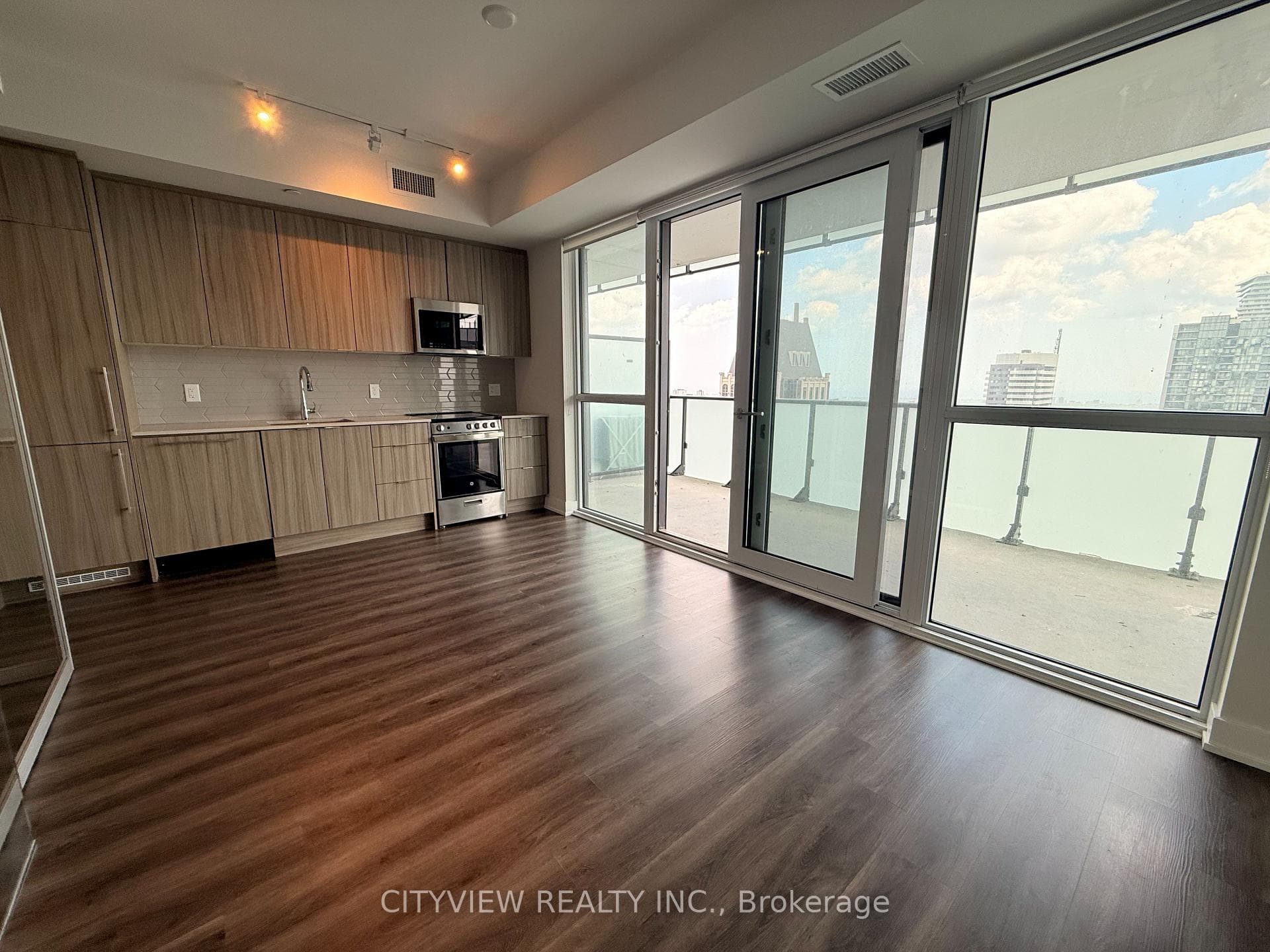 430 Square One Drive Unit 3904 photo 8