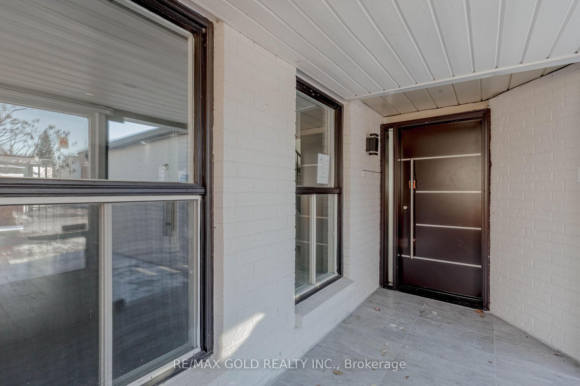 63 Floribunda Crescent photo 3