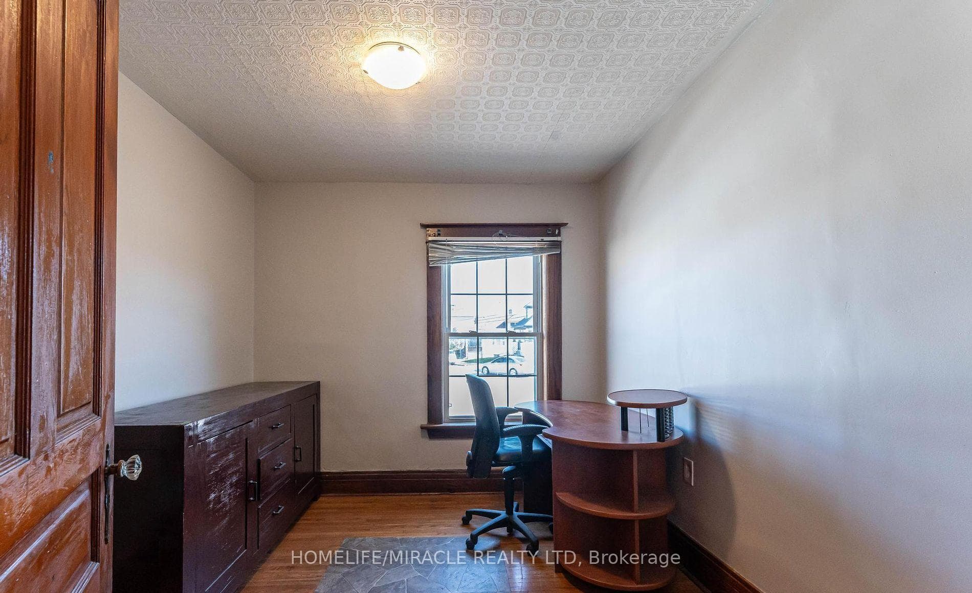 49 Facer Street photo 13