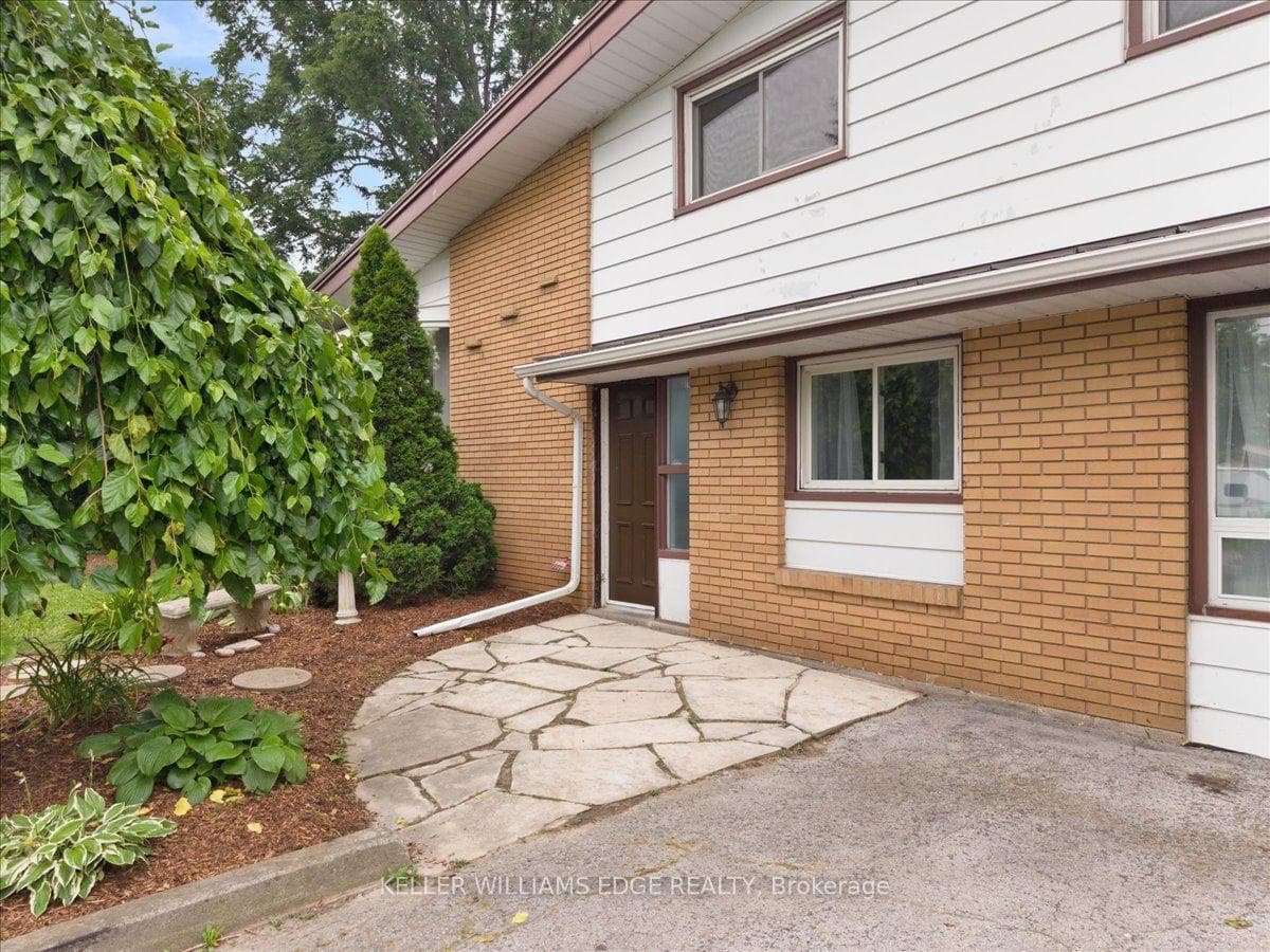 421 Rock Chapel Road photo 2