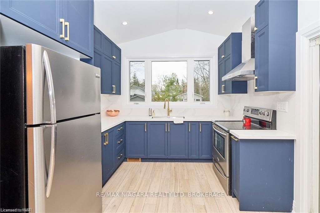 3105 BETHUNE Avenue photo 11