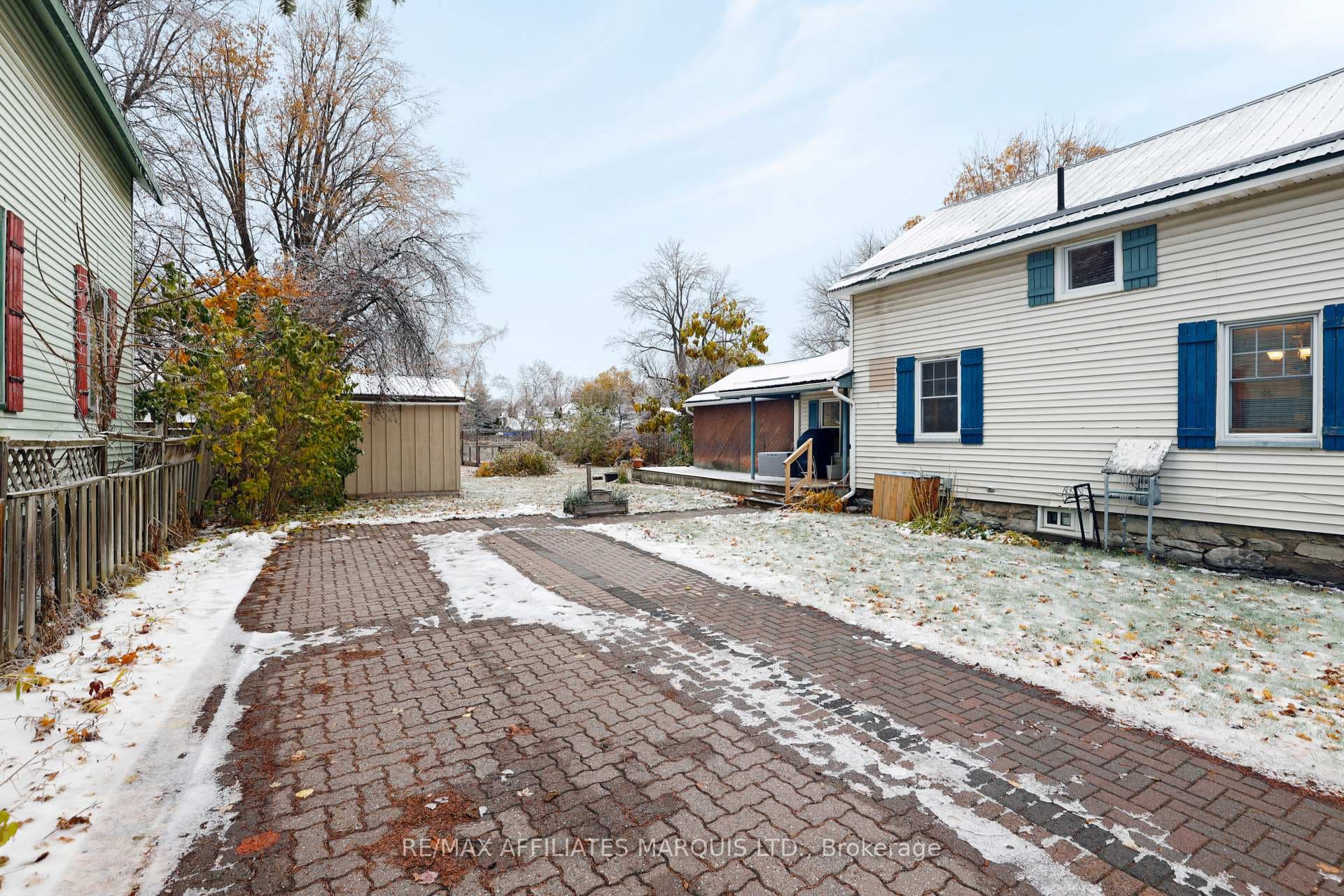 135 Third Street photo 26