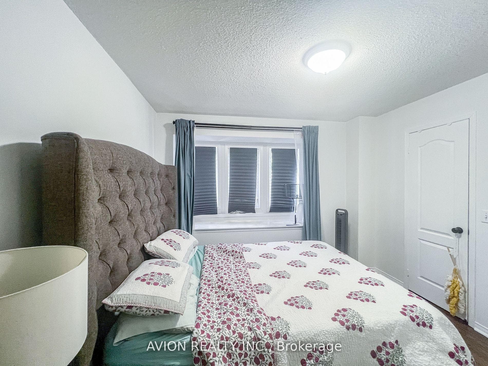 5030 Heatherleigh Avenue Unit 71 photo 10