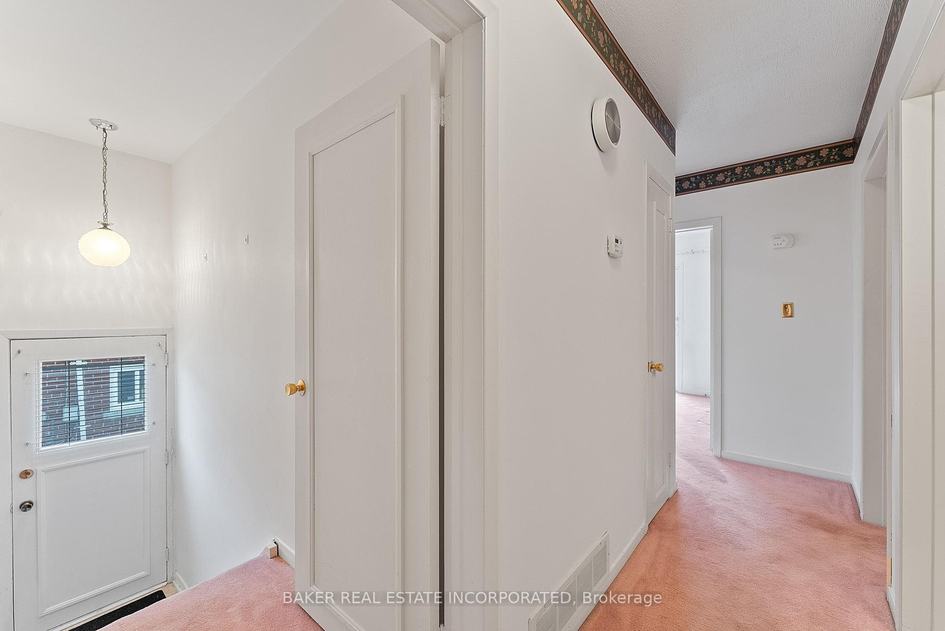 24 Pinebrook Avenue photo 14