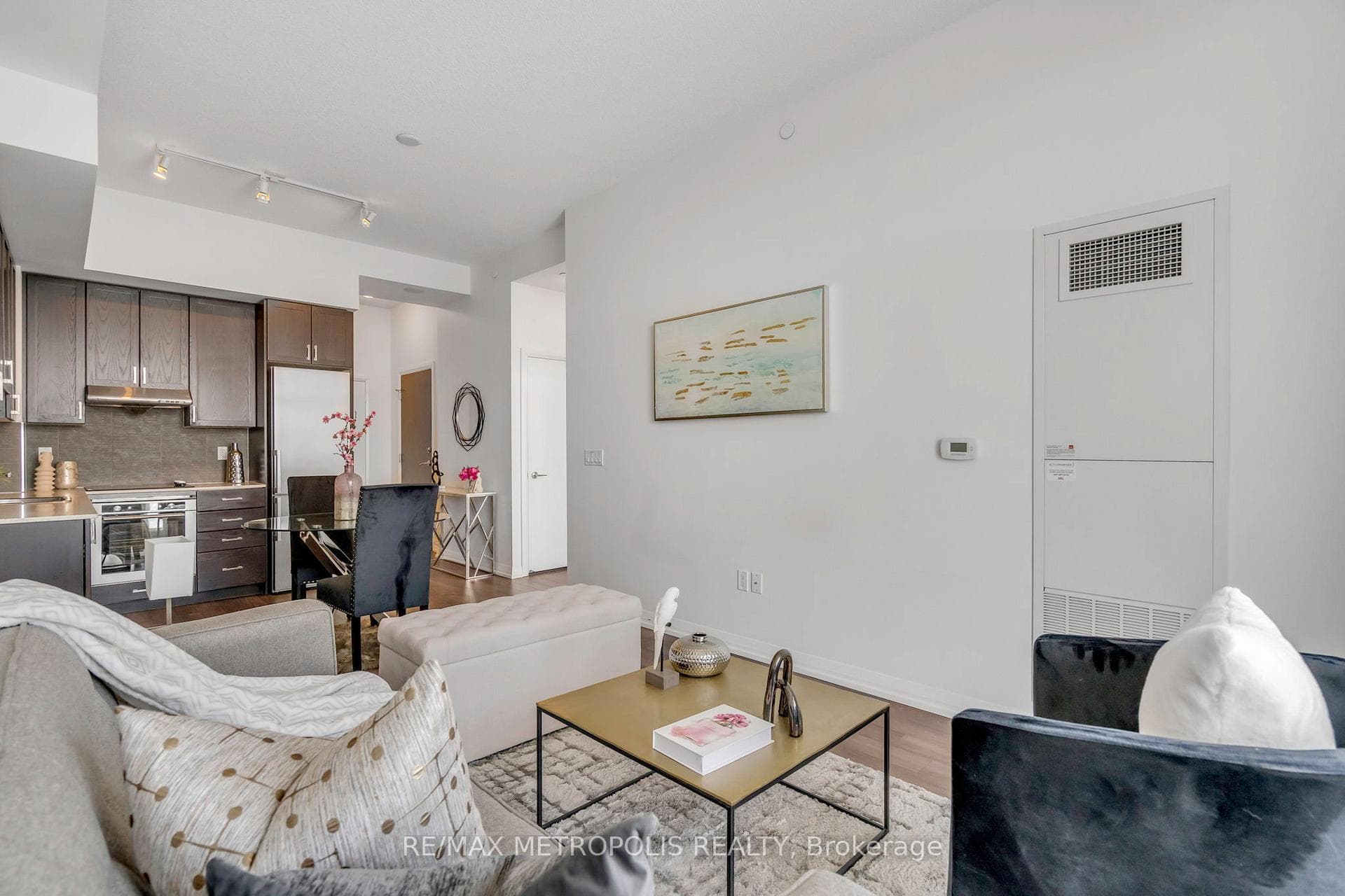 55 Ann O'Reilly Road Unit 2106 photo 8