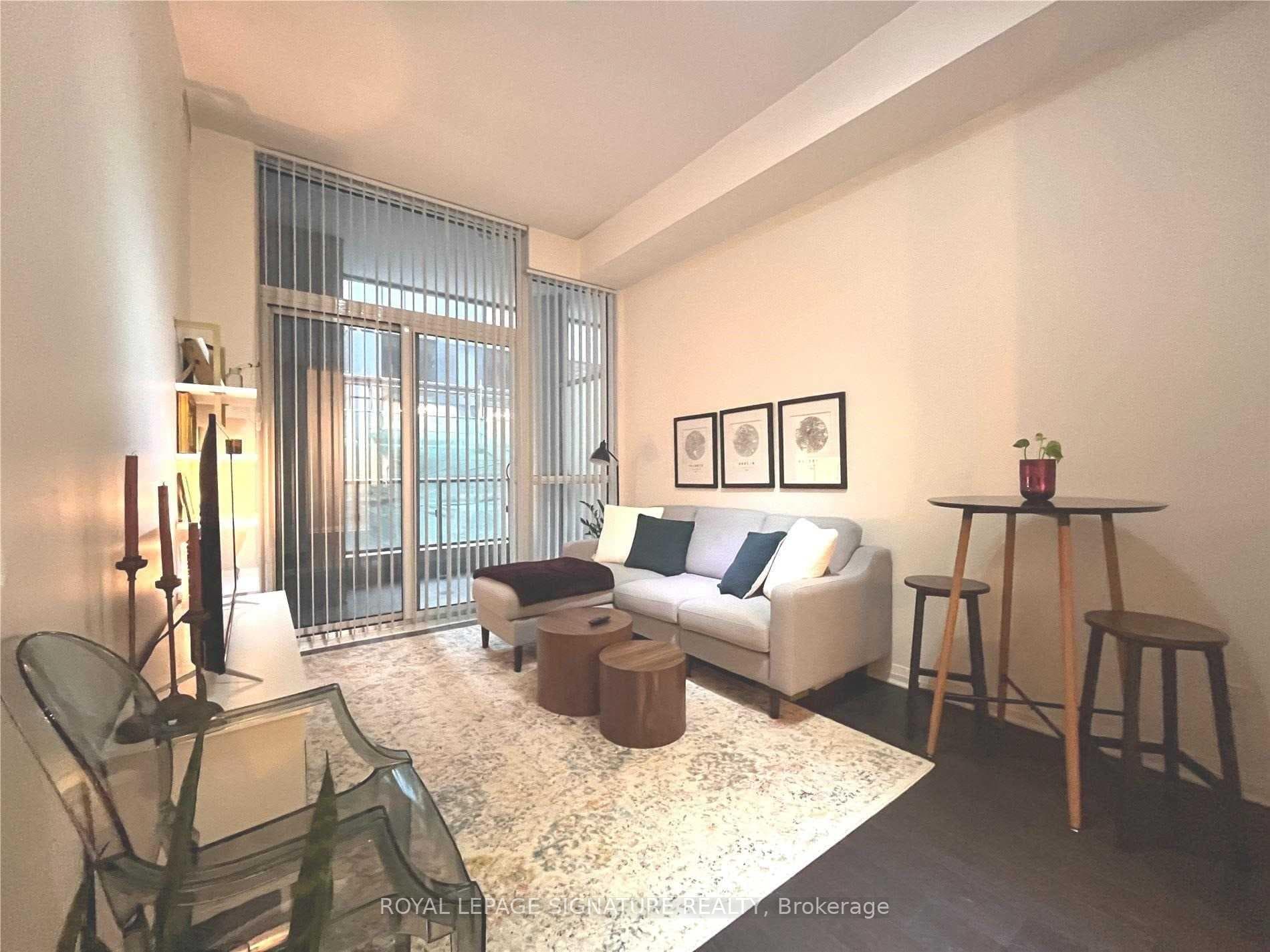 8 Mercer Street Unit 211 photo 2
