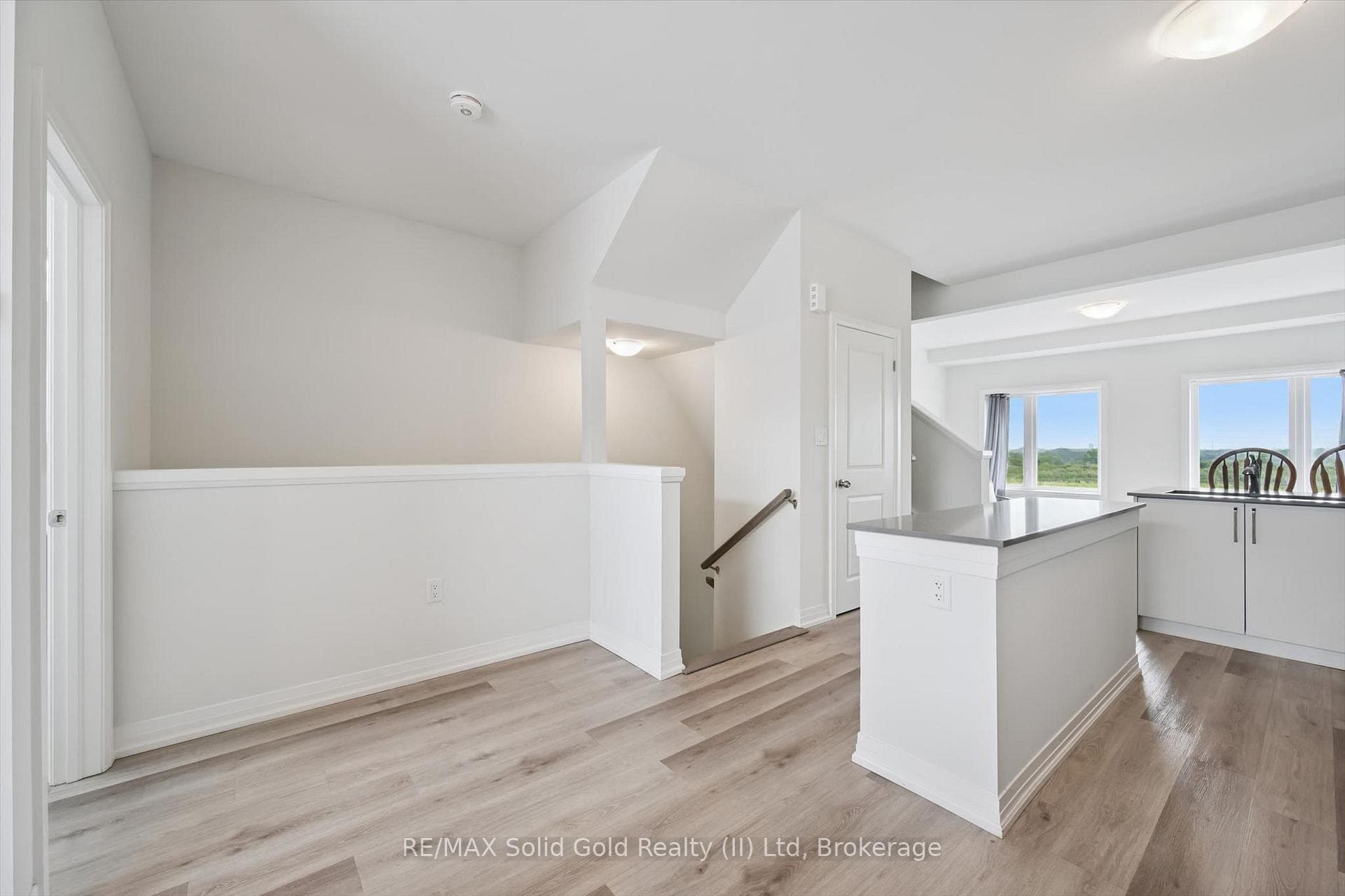 155 Equestrian Way photo 7