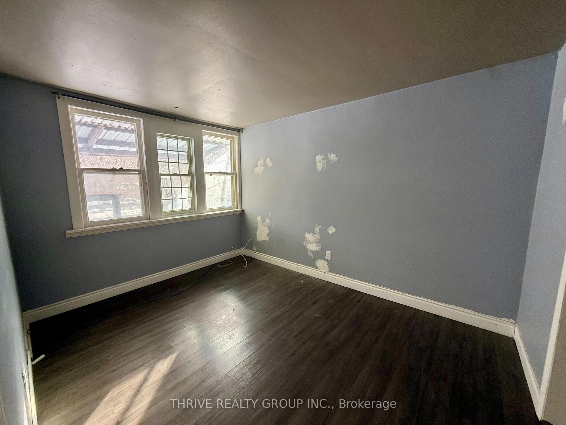 1203 Dundas Street Unit 3 photo 3