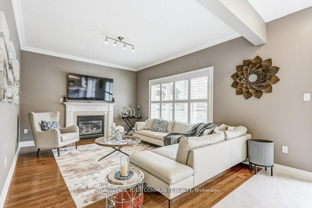 67 Pondmede Crescent photo 10