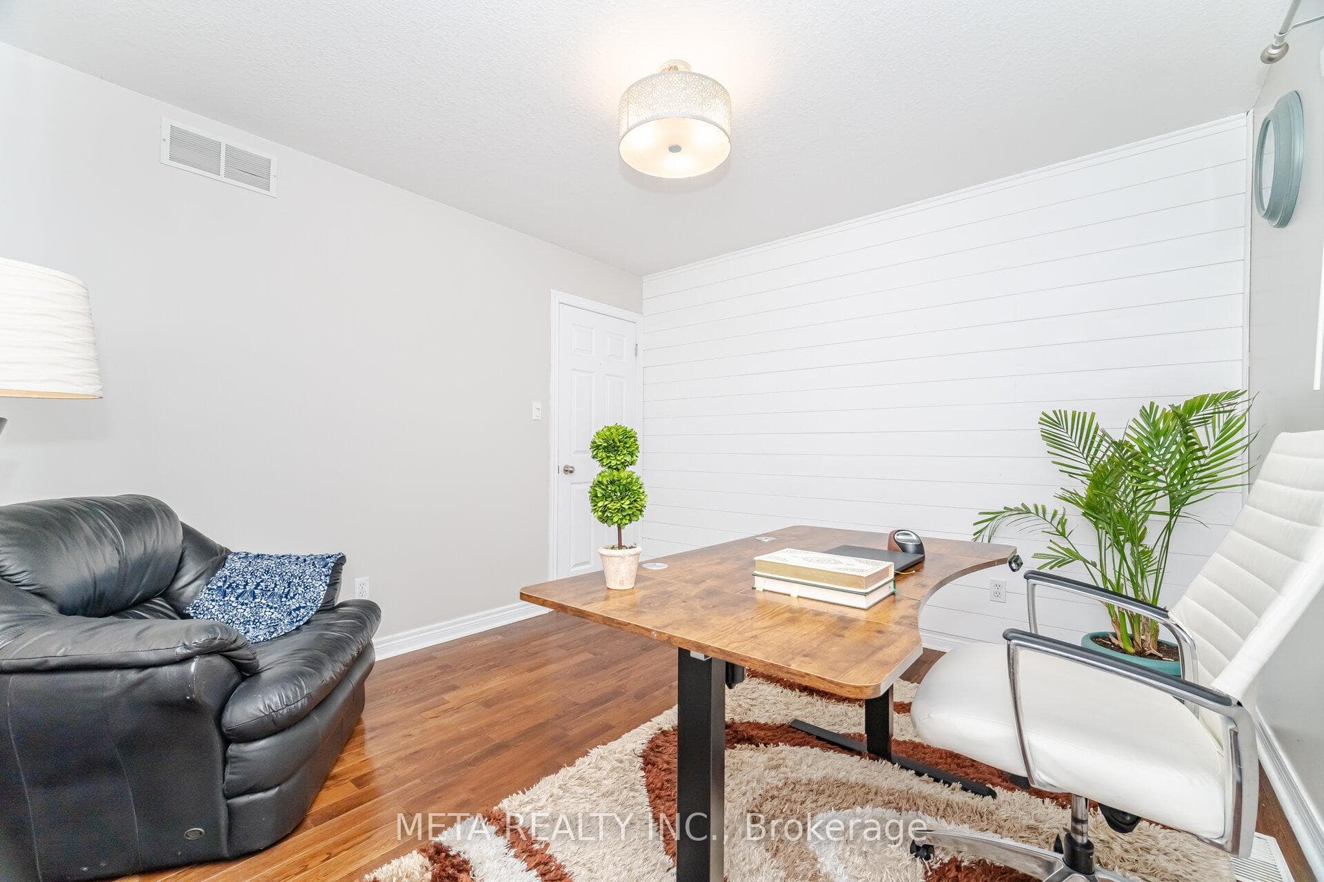 4 Popham Drive photo 32