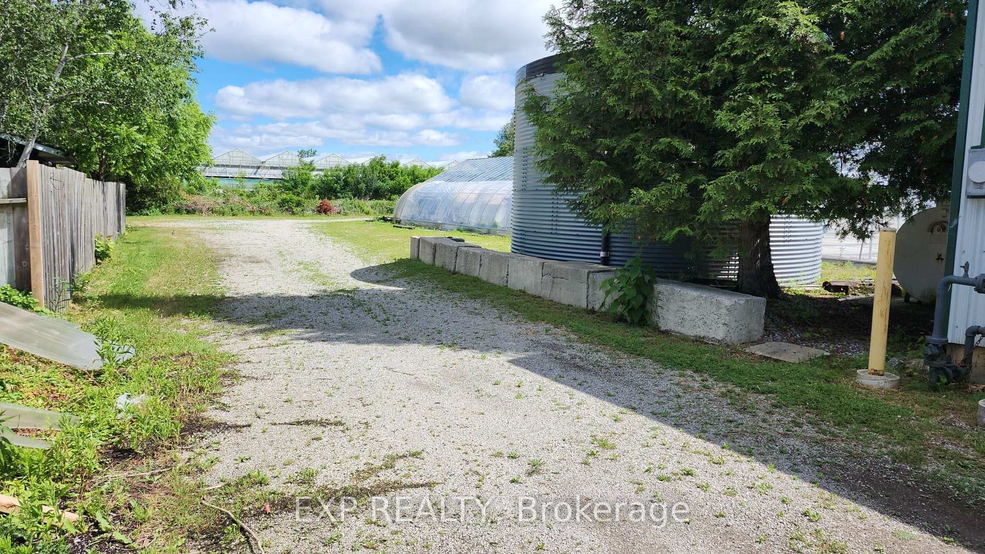 2466 Highway 24 Expressway photo 16