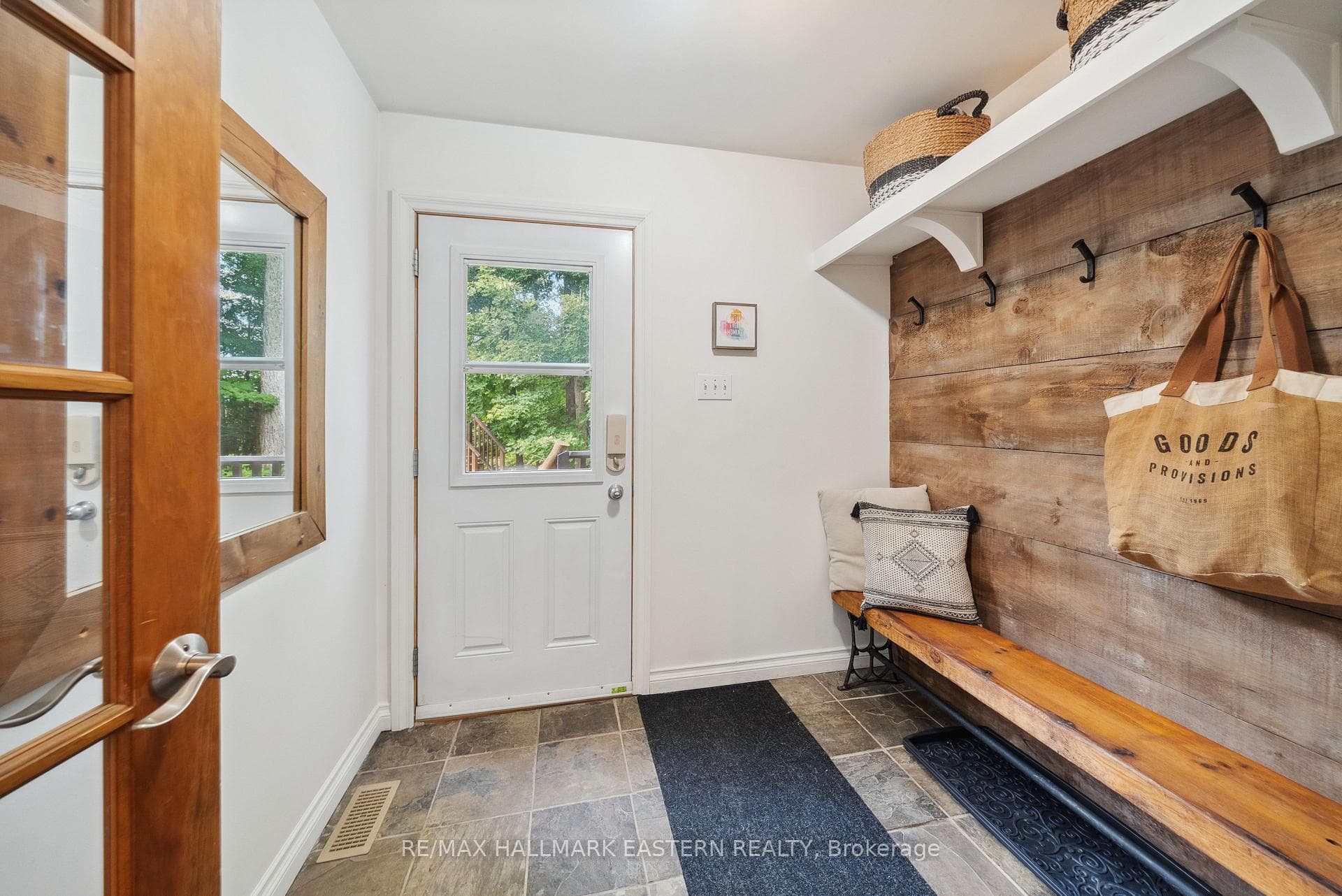 1719 River Road photo 6