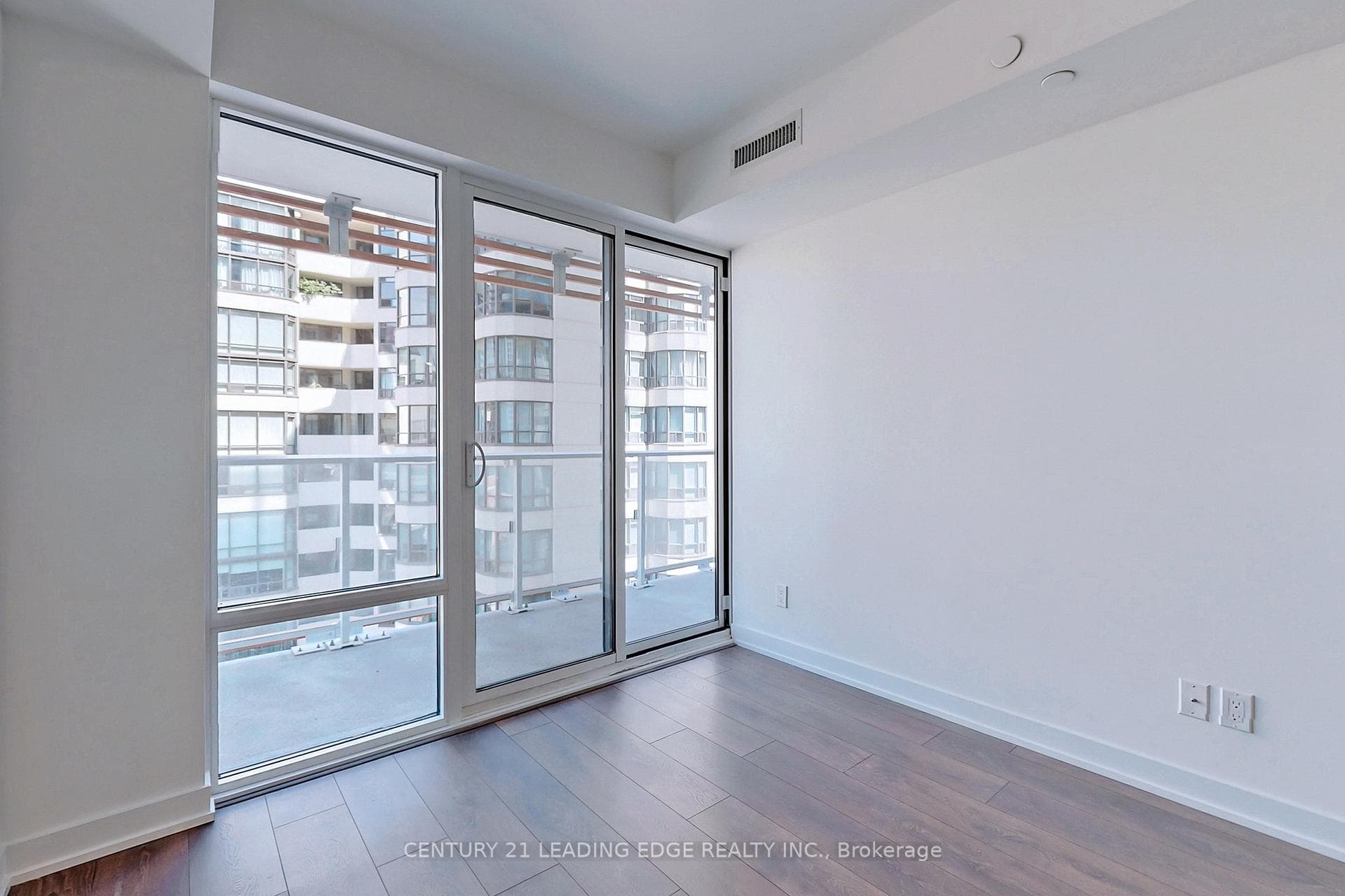 18 Maitland Terrace Unit 1013 photo 4