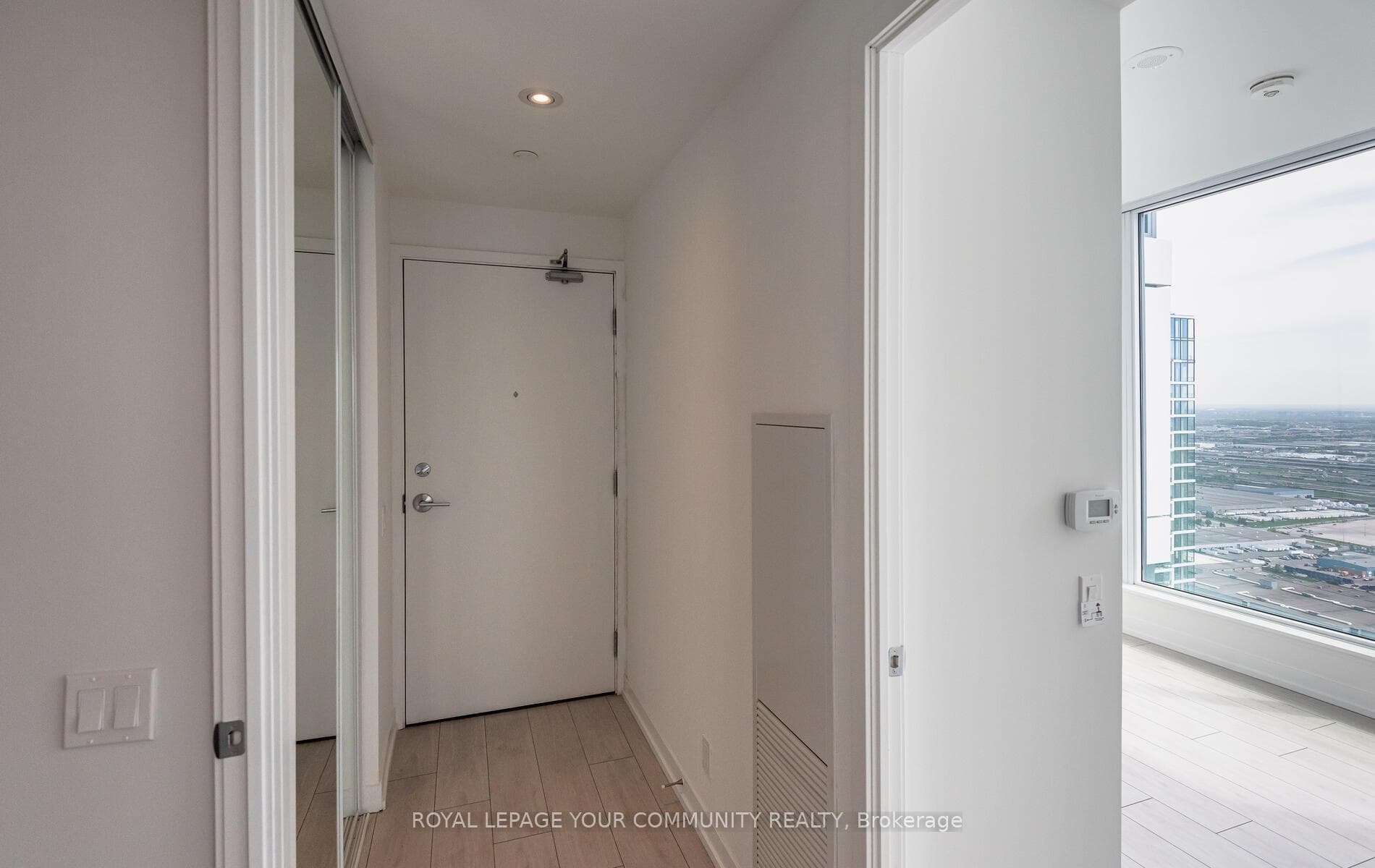 5 Buttermill Avenue Unit 6103 photo 15