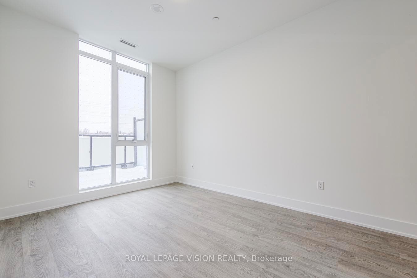 858 Dupont Street Unit 213 photo 16