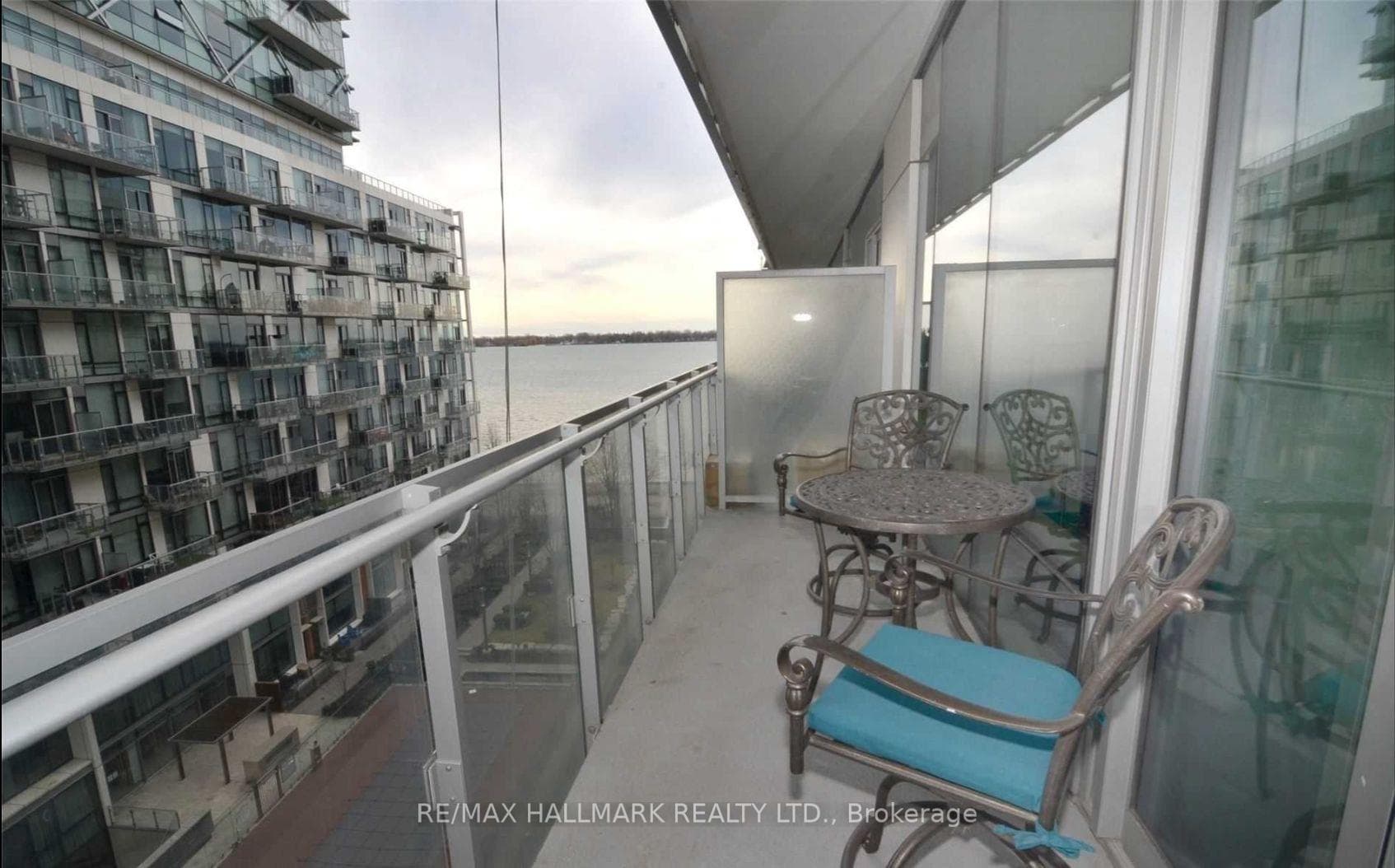 39 Queens Quay N/A Unit 701 photo 5