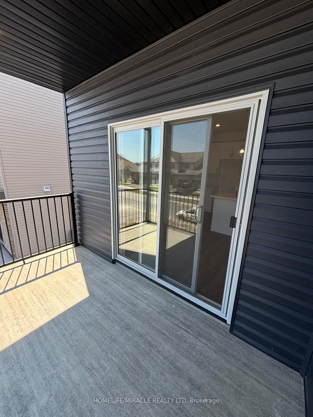 33 Markland Avenue photo 13