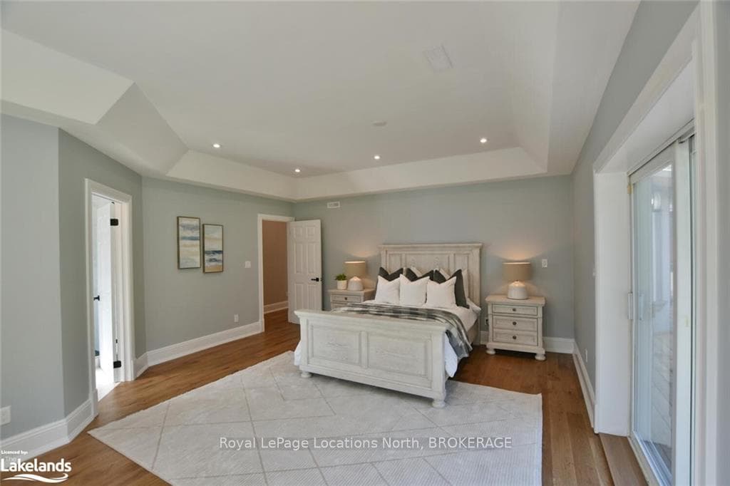 4 LAUREL Boulevard photo 21