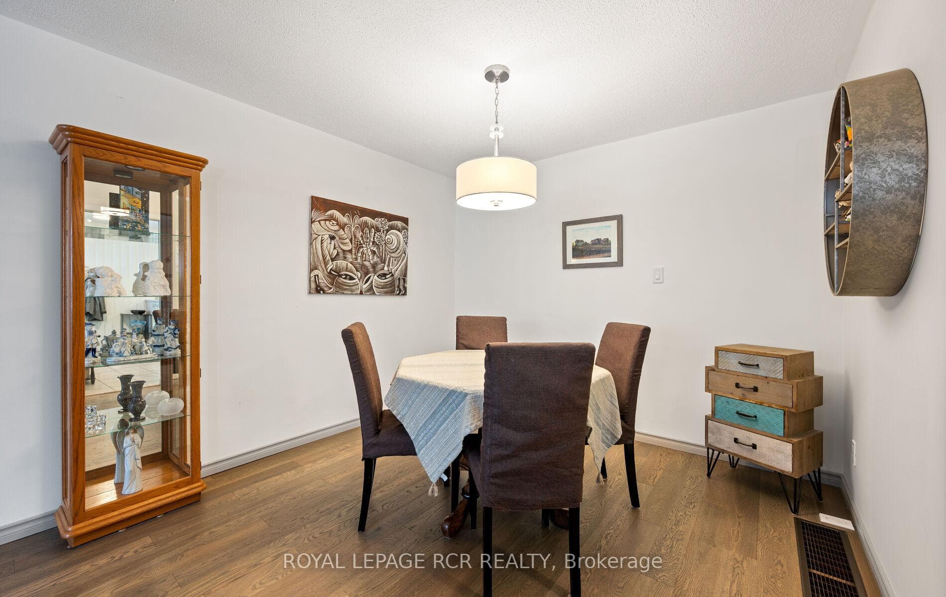 14 Erindale Avenue photo 6