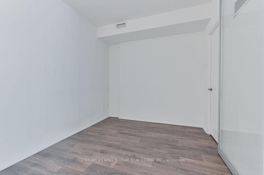 45 Charles Street Unit 512 photo 16
