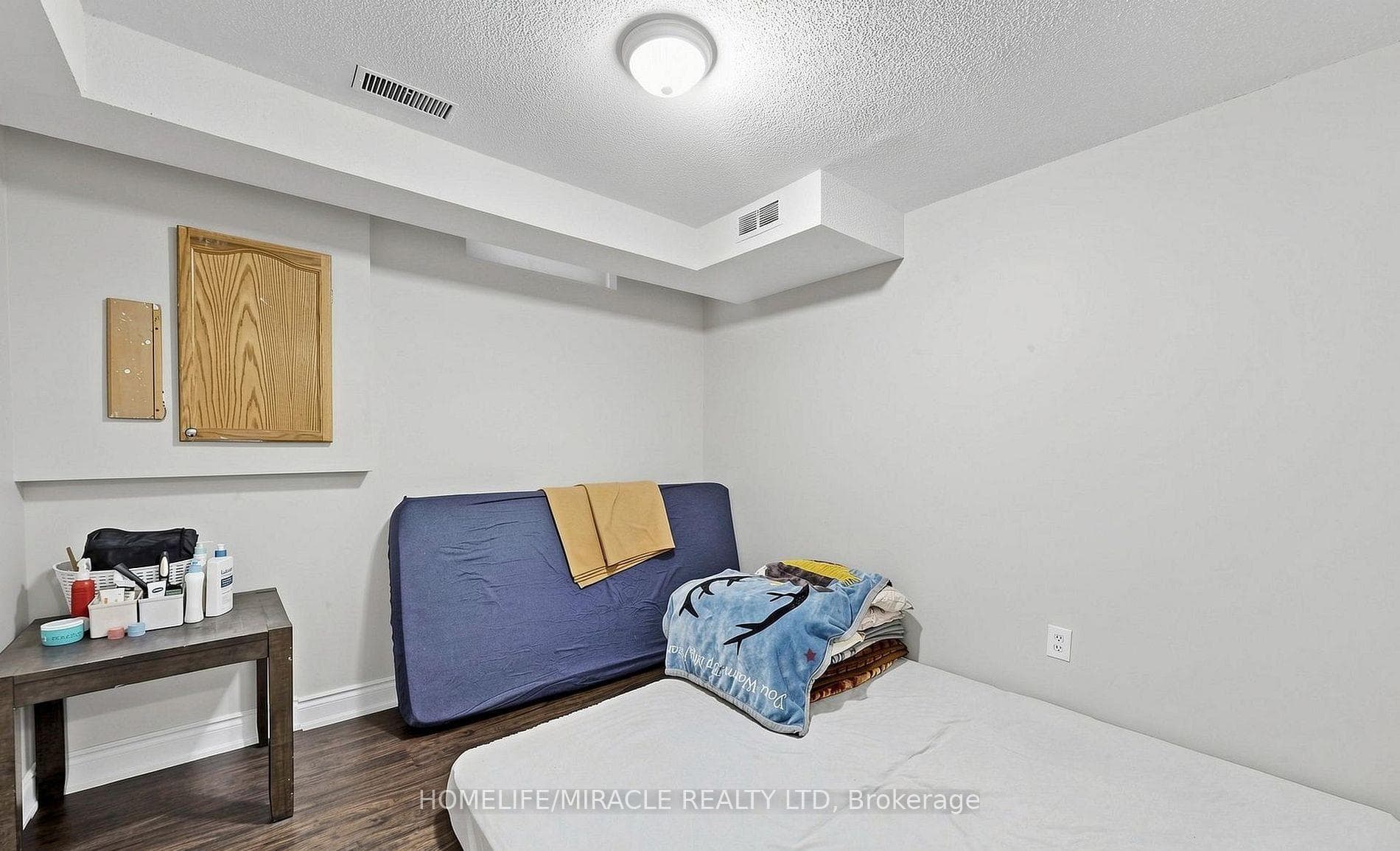 361 Brisdale Drive photo 31