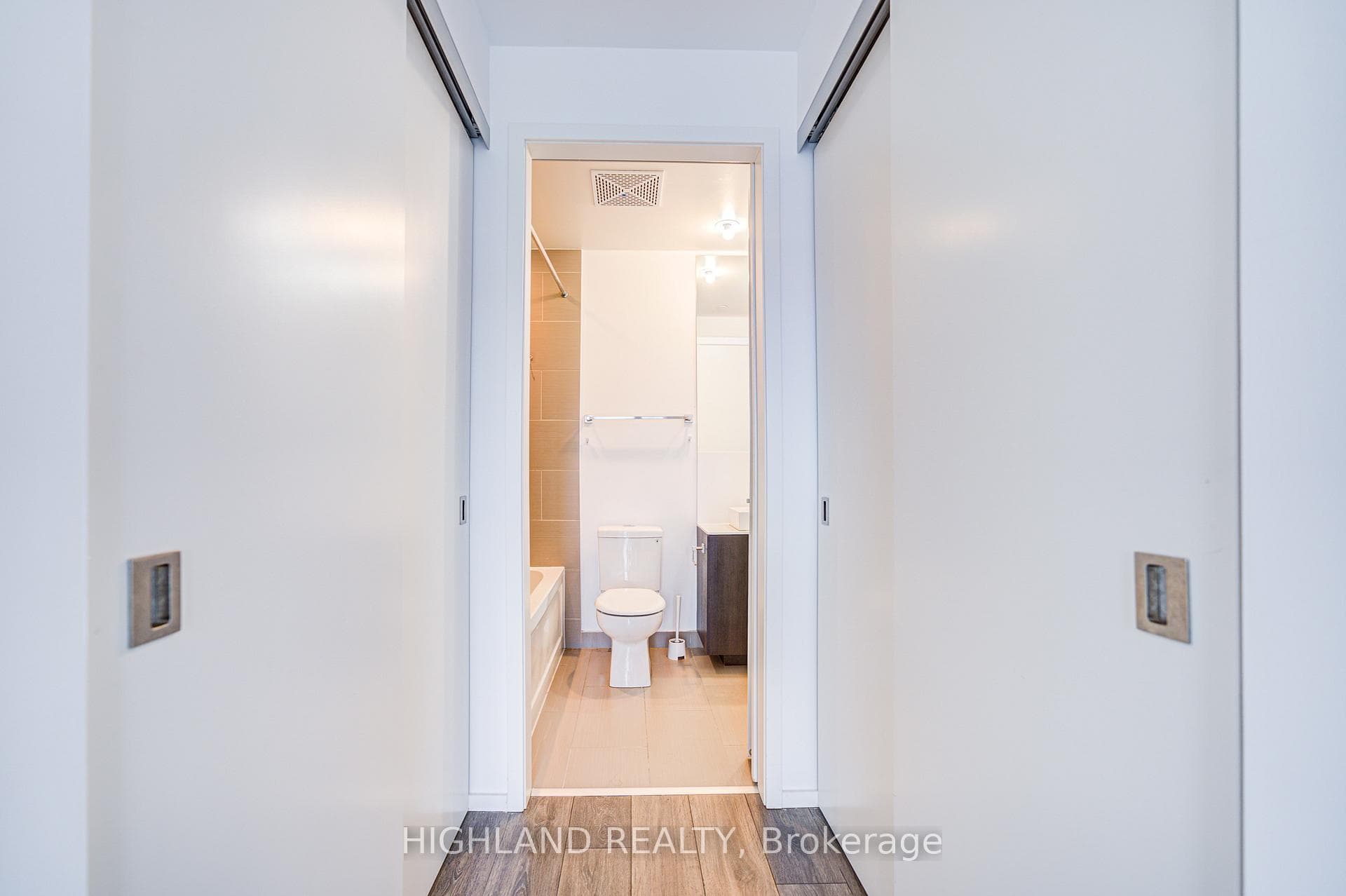 159 Dundas Street Unit 3004 photo 20