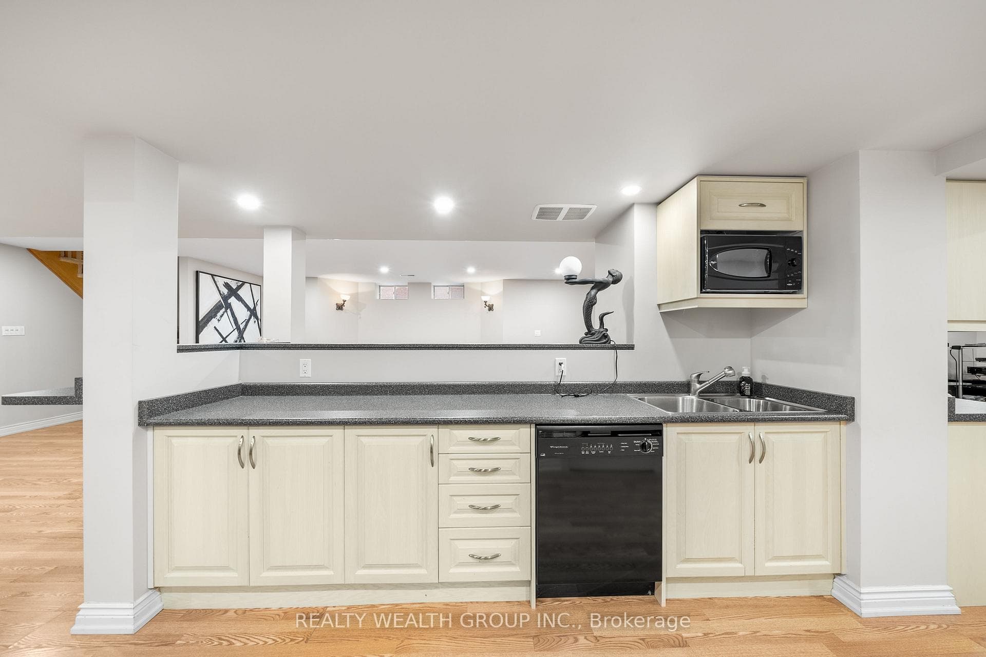 78 bradgate Drive photo 32