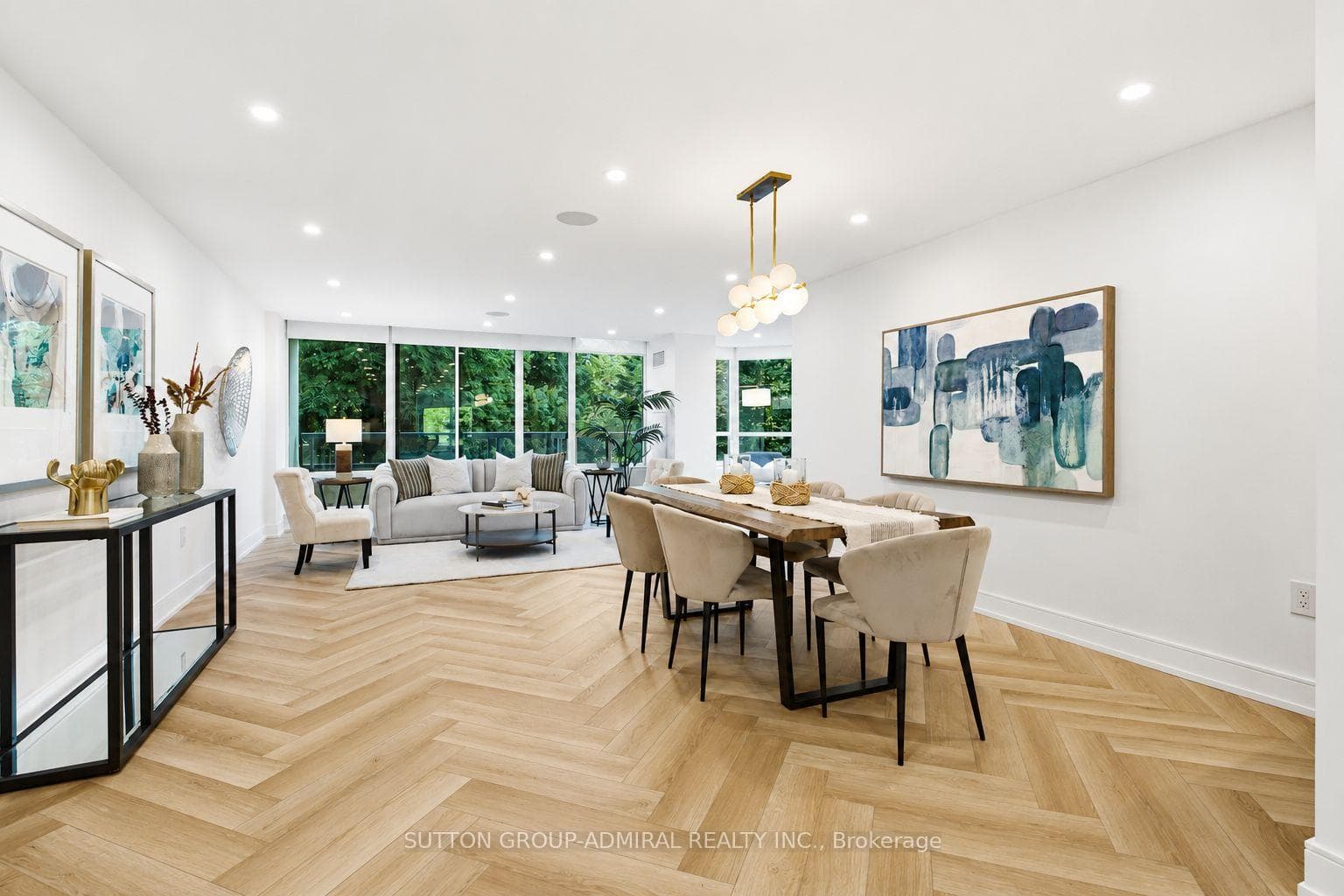 7250 Yonge Street Unit 311 photo 1