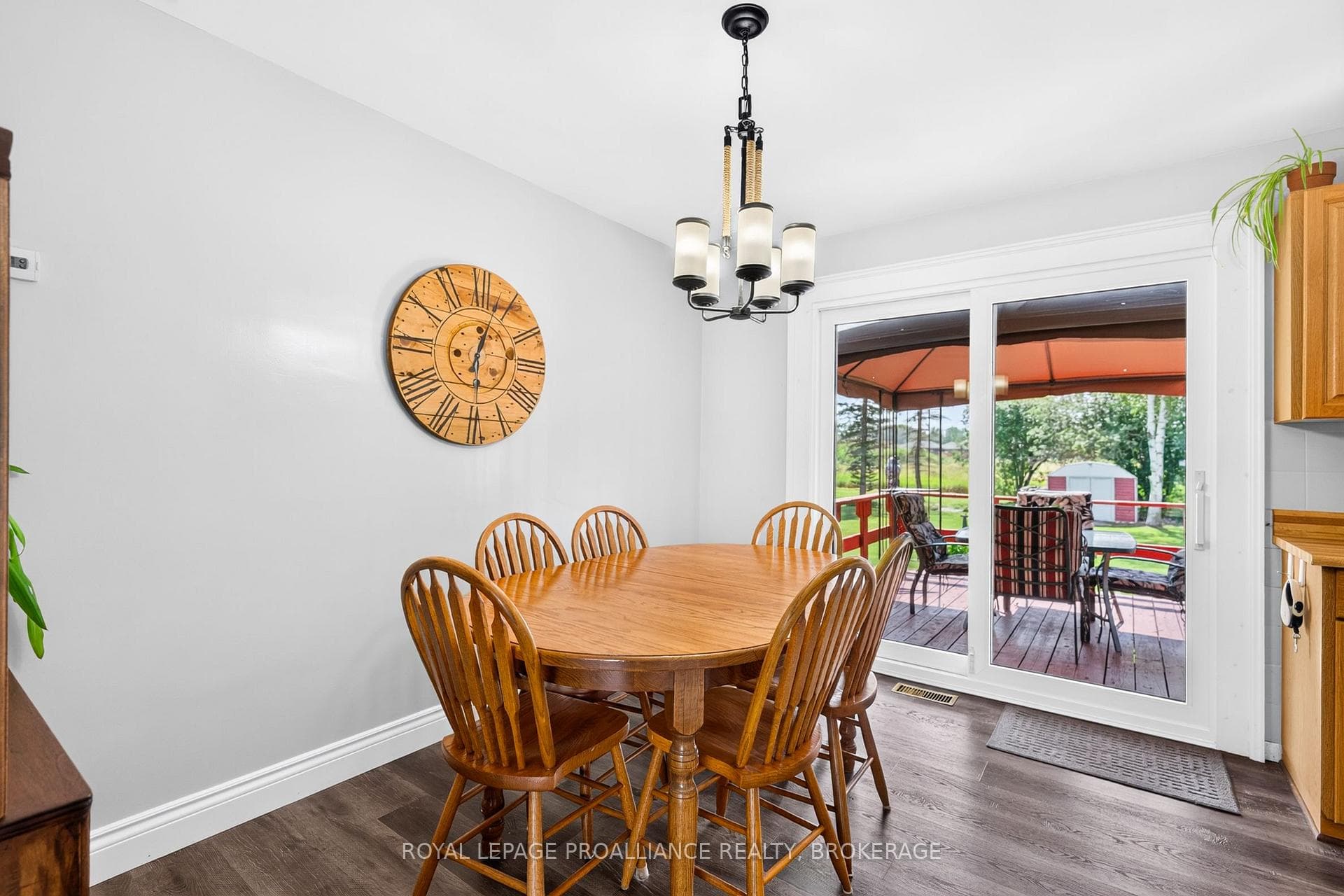 47 Riverview Drive photo 8