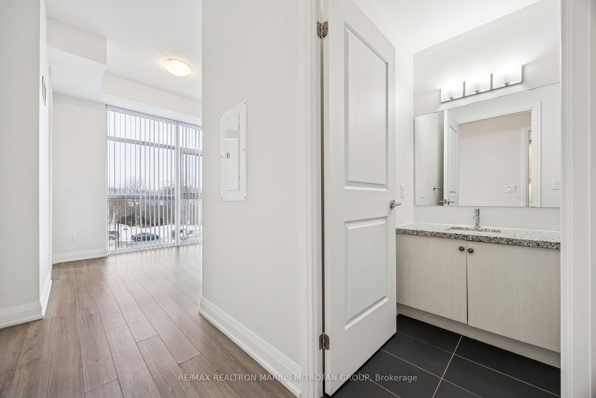 8763 Bayview Avenue Unit 205 photo 22