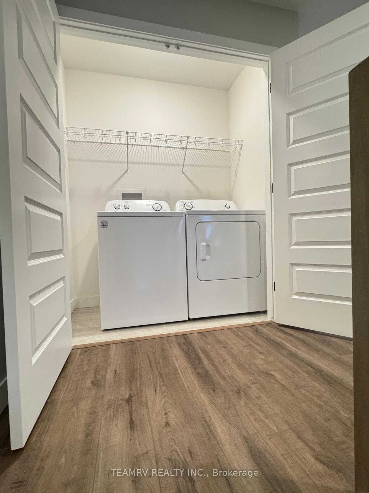 198 Hooper Street photo 19