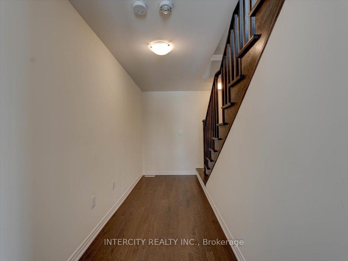 22 Griffith Street photo 5