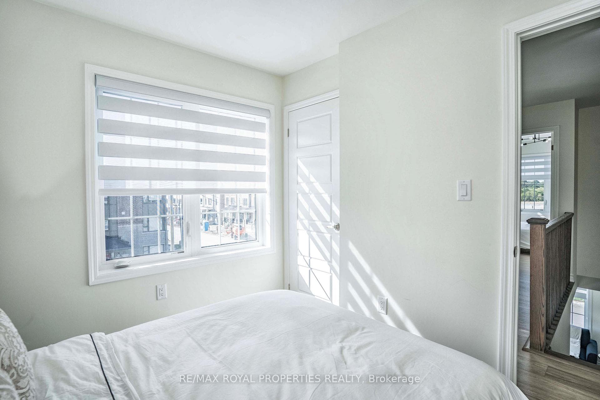 3339 Thunderbird Promenade photo 34
