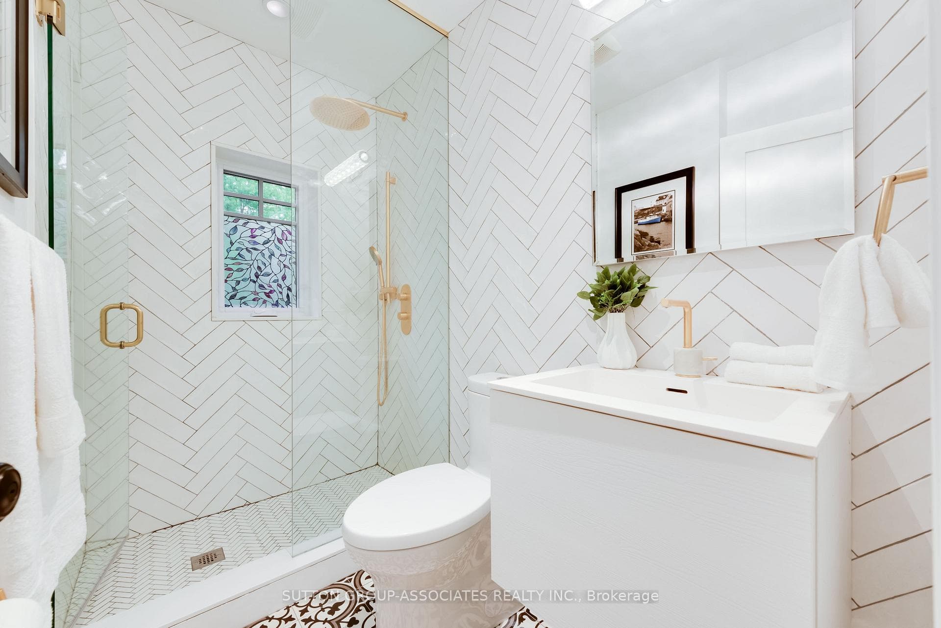 281 Arlington Avenue photo 18