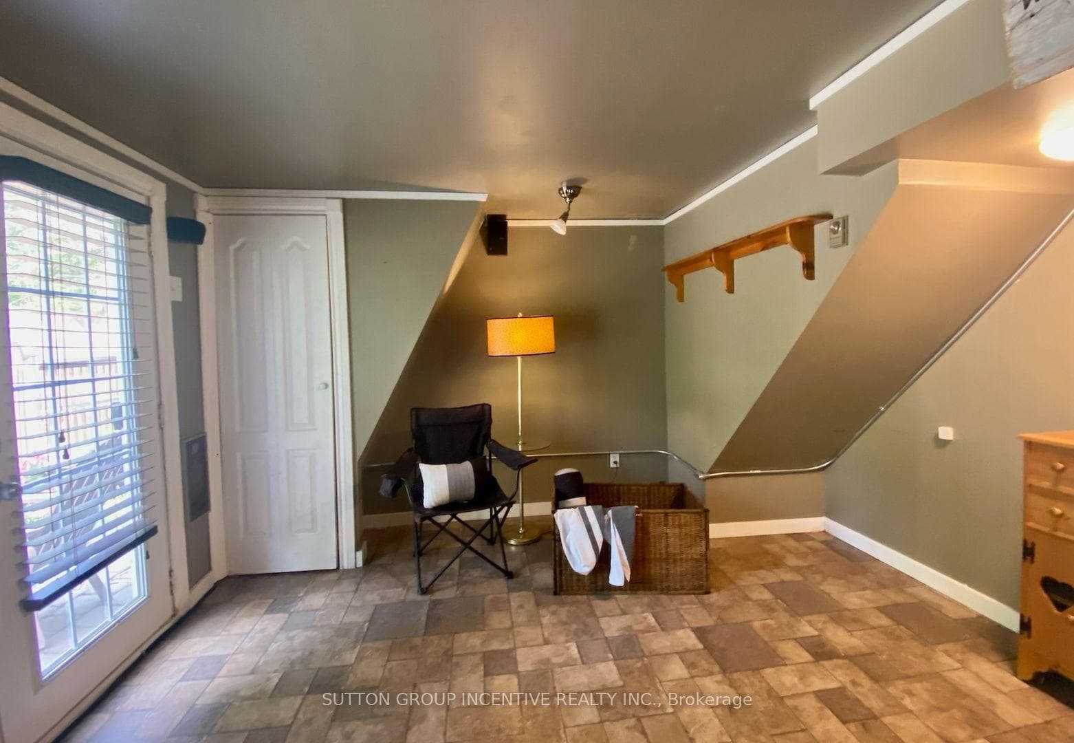 Multi-Purpose Room Bunkie 3 Season