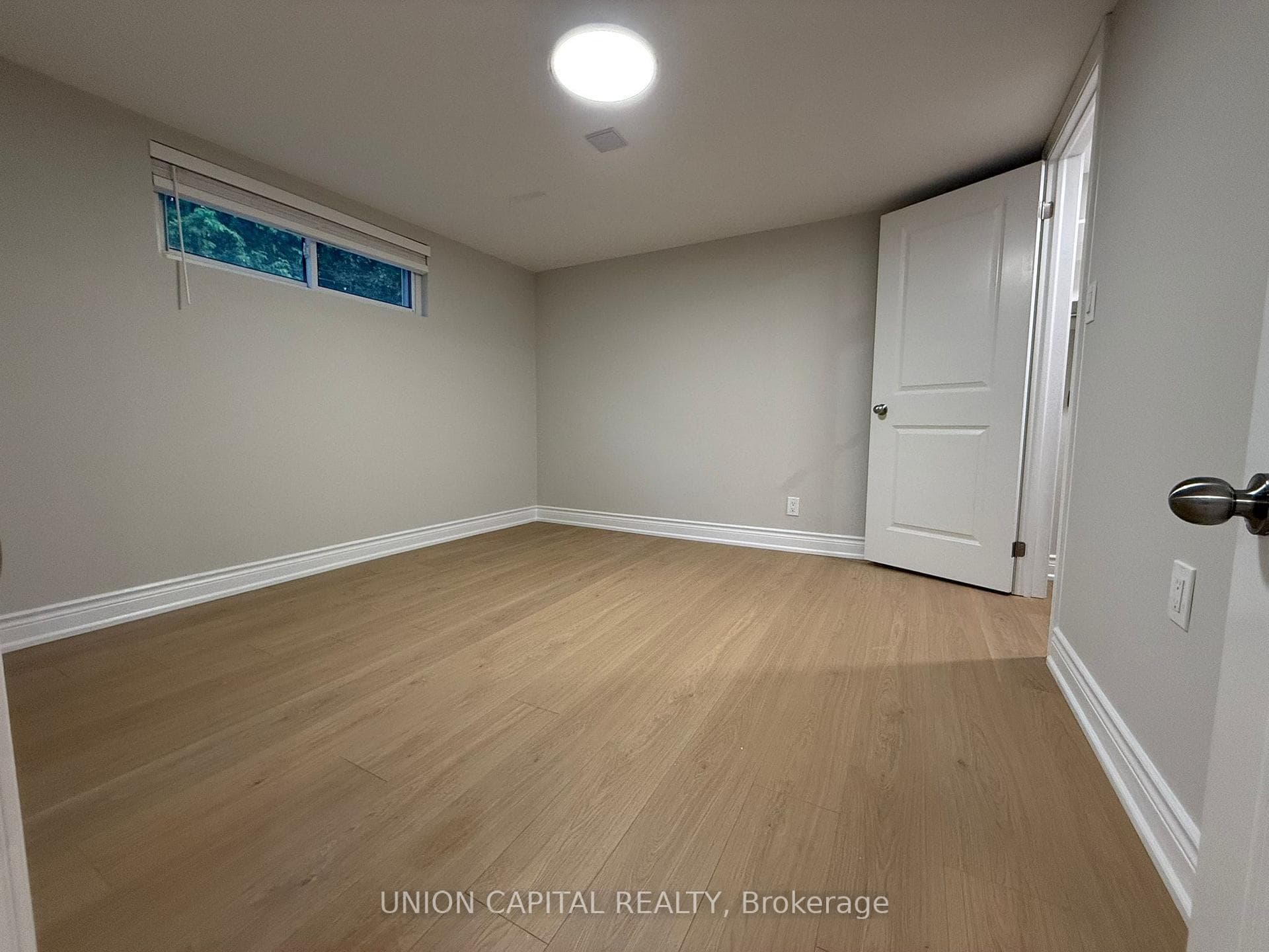 117 Sherwood Forest Drive Unit B photo 6