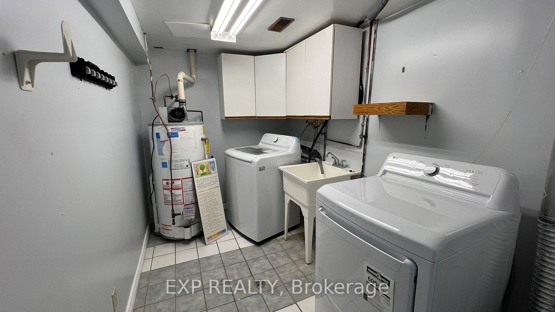 450 Drummerhill Crescent photo 20