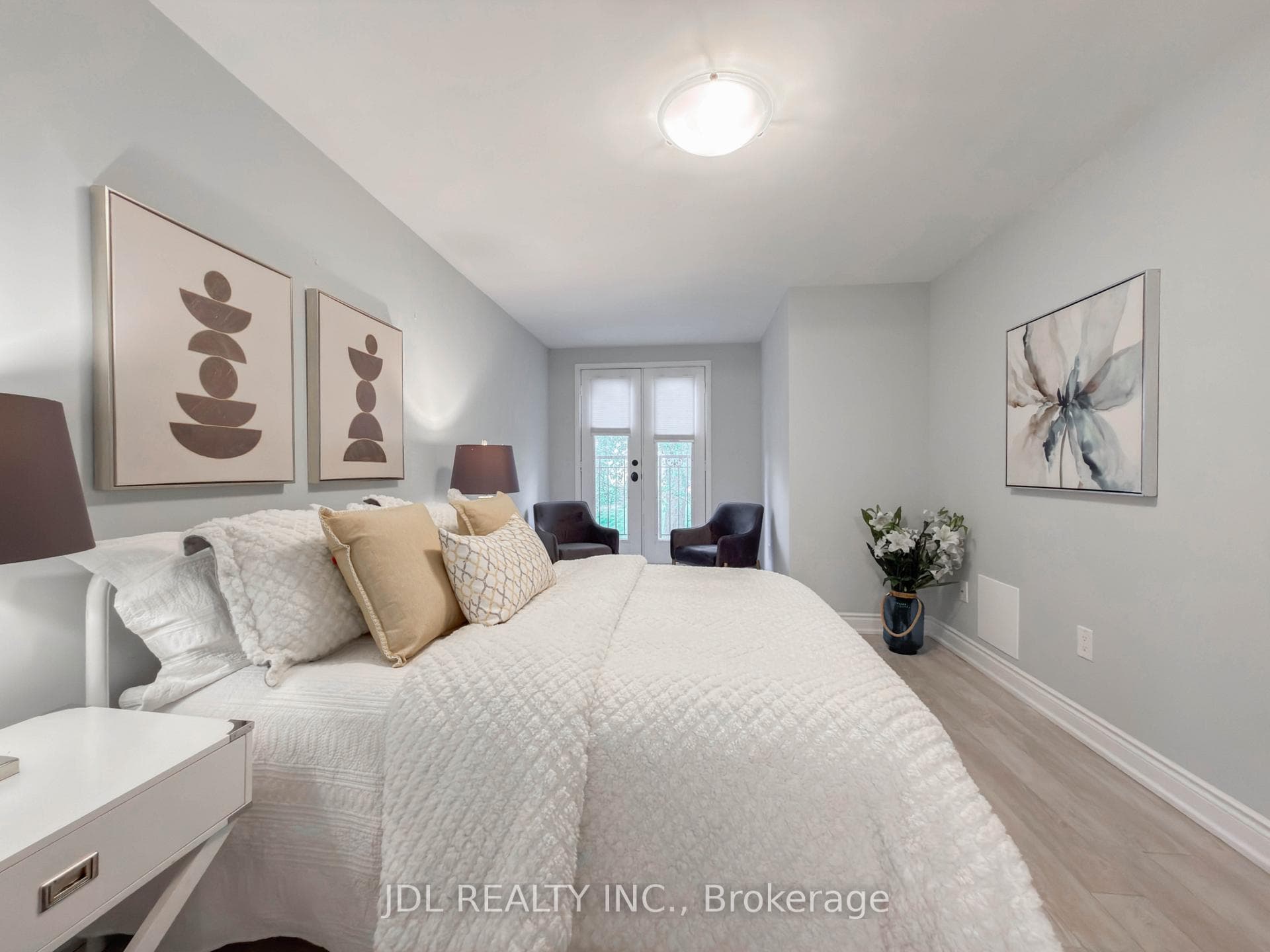 108 Finch Avenue Unit C17 photo 27