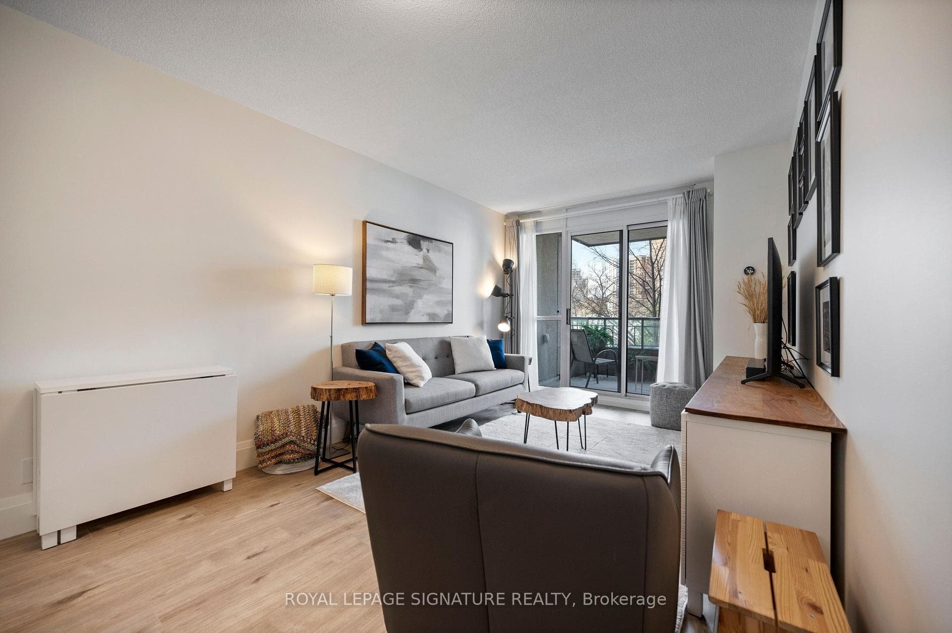 38 Fontenay Court Unit 310 photo 12