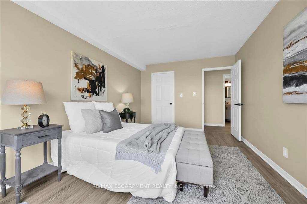 912 Rymal Road Unit 15 photo 18