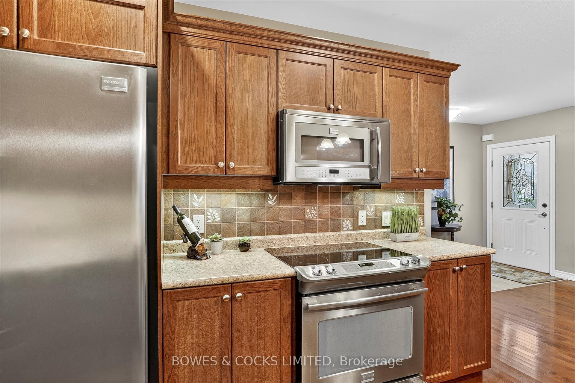 135 Village Crescent Unit 63 photo 17