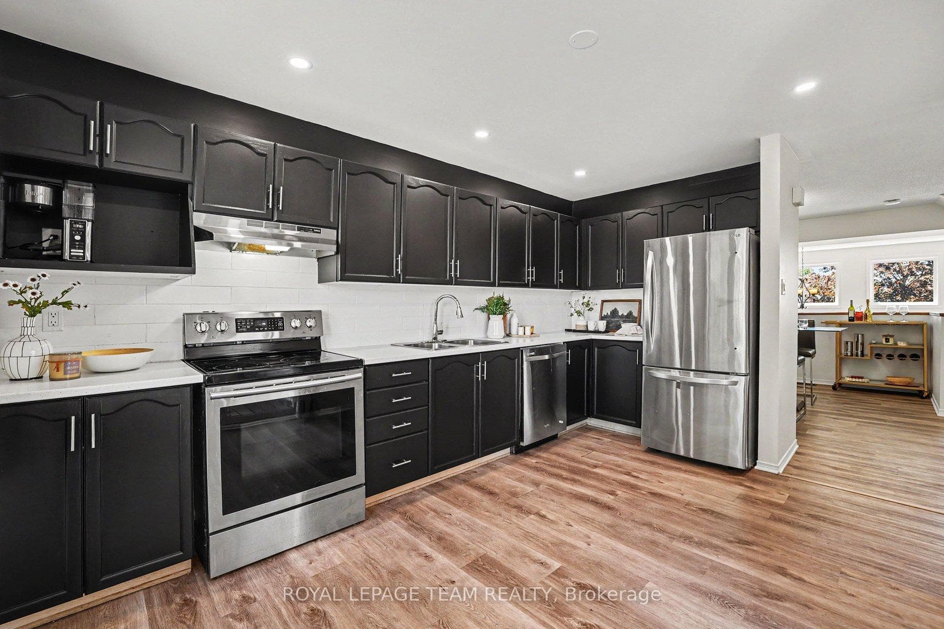 107 Woodpark Way photo 12